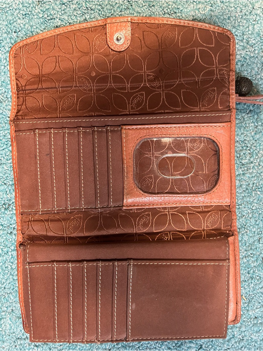 Fossil Tan Leather Trifold Wallet with Metal Logo - Picture 3 of 6